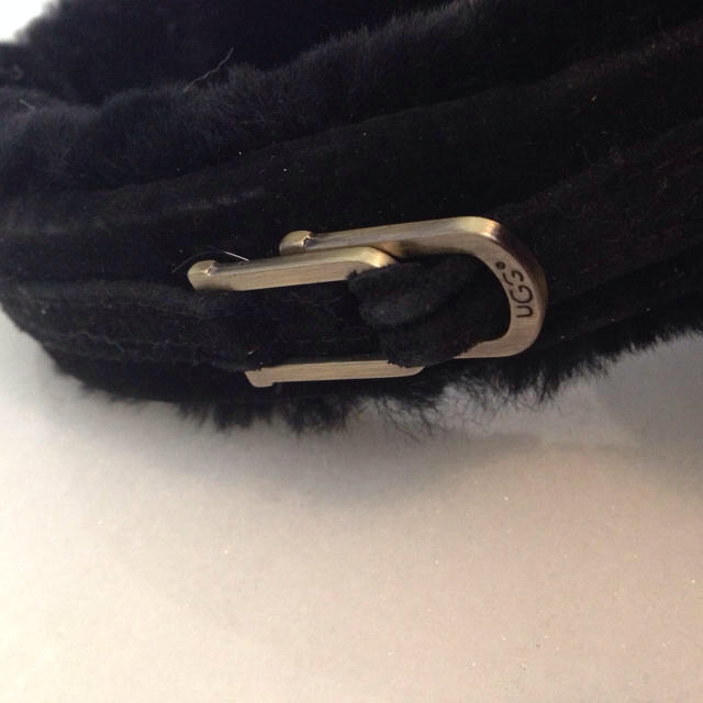 UGG(アグ)のUGG 2013暖かいイヤーマフ 黒 レディースのファッション小物(イヤーマフ)の商品写真