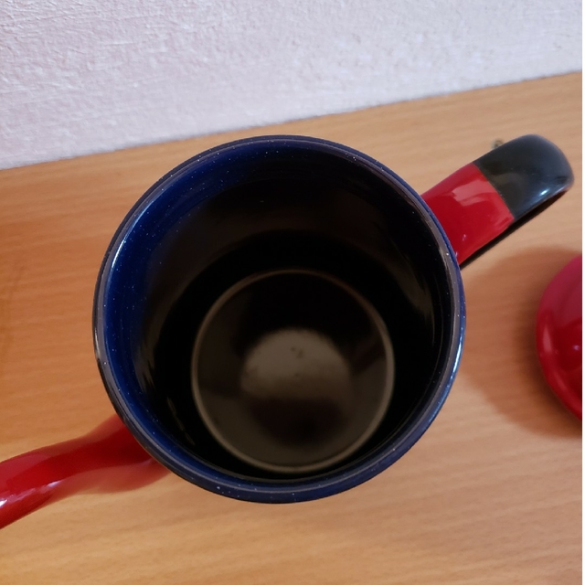 富士ホーロー　コーヒーポット　赤 インテリア/住まい/日用品のキッチン/食器(調理道具/製菓道具)の商品写真