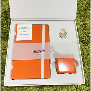 ファーウェイ(HUAWEI)のHUAWEI Giftセット(ノートブック・スマホリング・USBキャリーケース)(ノート/メモ帳/ふせん)