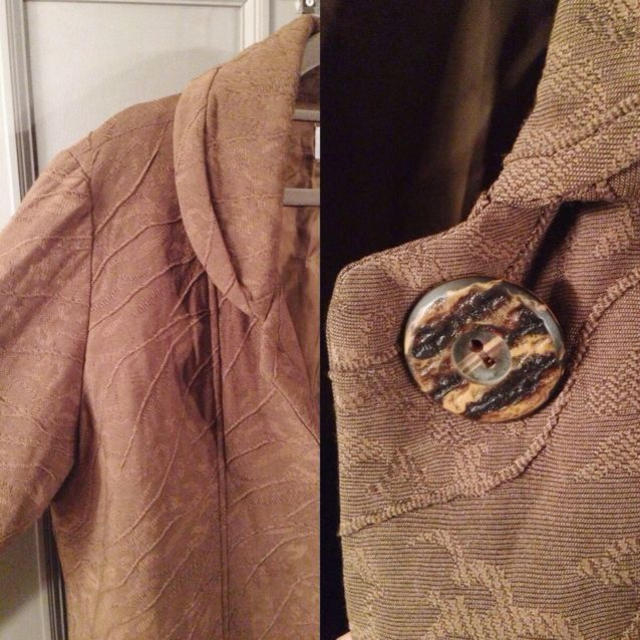 古着屋マスタードカラー総柄ロングコート レディースのジャケット/アウター(ロングコート)の商品写真