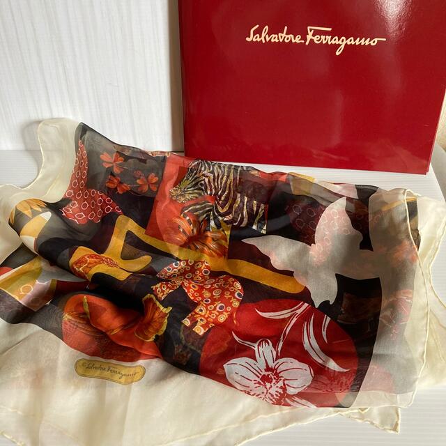 Ferragamo - 「お値下げ」フェラガモ シフォン スカーフ 長方形 シルク