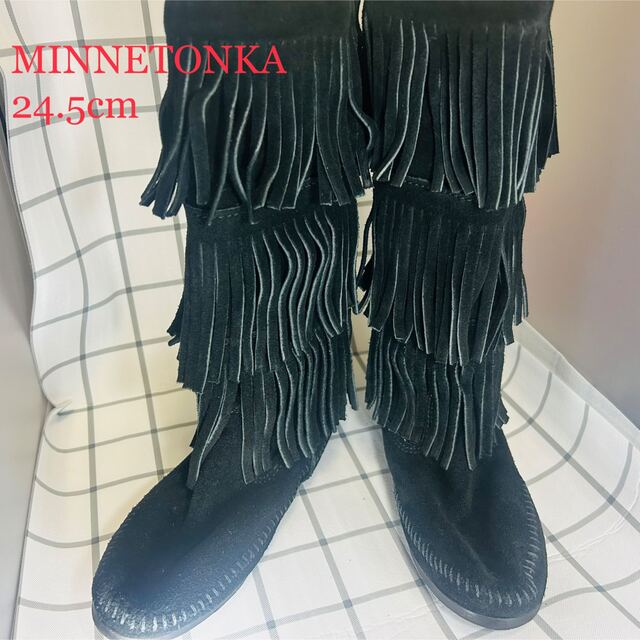 Minnetonka(ミネトンカ)のもかもか様専用[美品]ミネトンカ　フリンジ3段ブーツ レディースの靴/シューズ(ブーツ)の商品写真