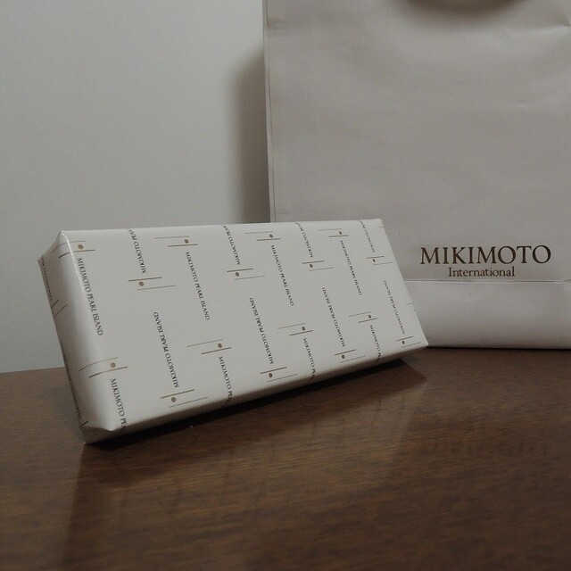 MIKIMOTO(ミキモト)のMIKIMOTO リップブラシ パール付き 【未使用】✾ コスメ/美容のメイク道具/ケアグッズ(ブラシ・チップ)の商品写真