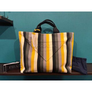 PRADA - PRADA リゾート地限定 トートーバックの通販|ラクマ PRADA - PRADA リゾート地限定 トートーバックの通販|ラクマ