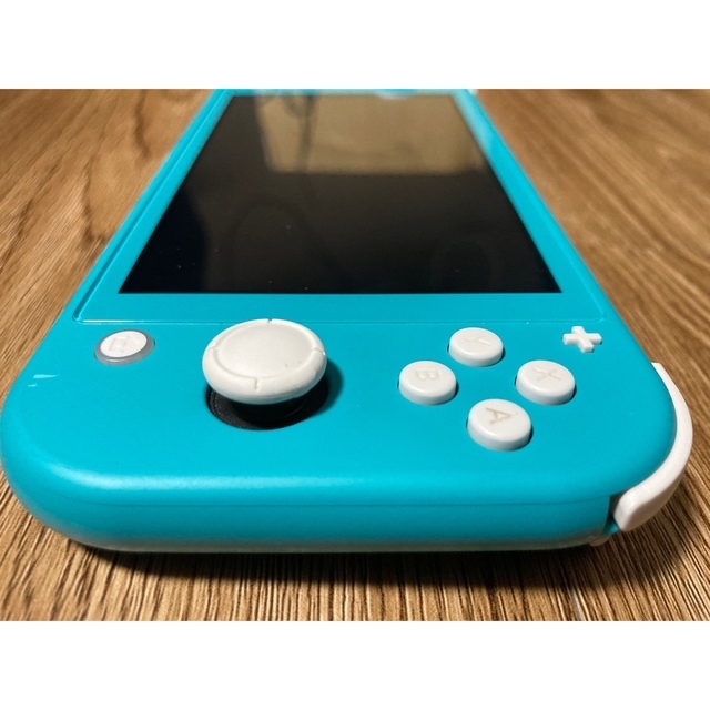 Nintendo Switch(ニンテンドースイッチ)の美品　Nintendo Switch　Lite　スイッチ　ライト エンタメ/ホビーのゲームソフト/ゲーム機本体(家庭用ゲーム機本体)の商品写真