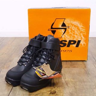 未使用 クリスピー CRISPI BCクロカン スキーブーツ GORE-TEX EU40 ゴアテックス バックカントリー クロカンスキー アウトドア(ブーツ)