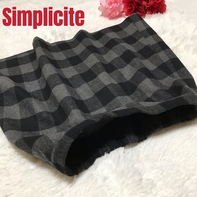 Simplicite(シンプリシテェ)のSimplicite シンプリシテェ ブロックチェック ミニスカート シルク混 レディースのスカート(ミニスカート)の商品写真