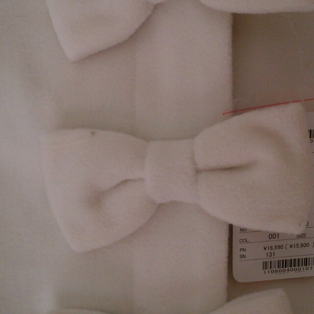 LIZ LISA(リズリサ)の【新品タグ付き】白リボンショートコート レディースのジャケット/アウター(ピーコート)の商品写真