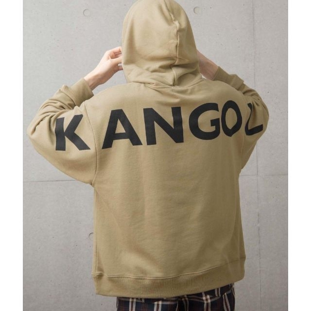 KANGOL(カンゴール)の【2点おまとめ】KANGOL ベージュ パーカー × トミーヒルフィガー 白長袖 メンズのトップス(パーカー)の商品写真