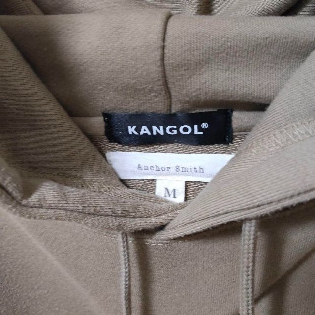 KANGOL(カンゴール)の【2点おまとめ】KANGOL ベージュ パーカー × トミーヒルフィガー 白長袖 メンズのトップス(パーカー)の商品写真