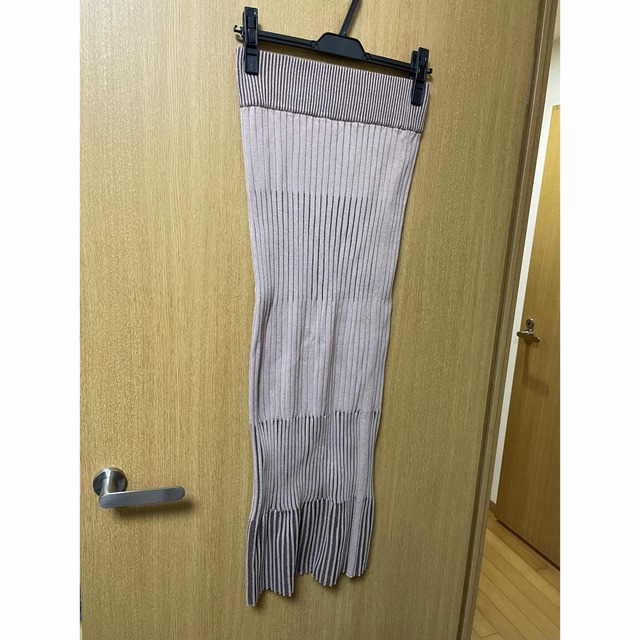 Noble(ノーブル)のNoble ランダムバイカラーリブニットスカート　ベージュ レディースのスカート(ロングスカート)の商品写真