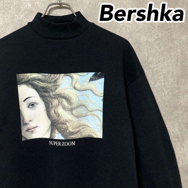 Bershka(ベルシュカ)のBershka ベルシュカ プリント トレーナー スウェット 裏起毛 レディースのトップス(トレーナー/スウェット)の商品写真