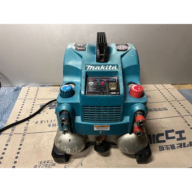 正規品直輸入】 良品 高耐久 マキタ エアコンプレッサー AC461S低騒音