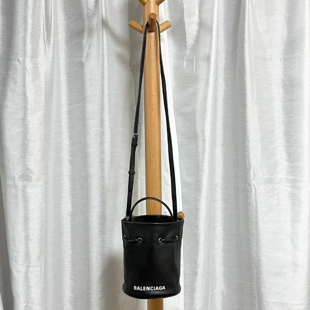 激安セール 極美品 BALENCIAGA バレンシアガ ドローストリング