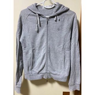 フレッドペリー(FRED PERRY)のパーカー　古着(パーカー)