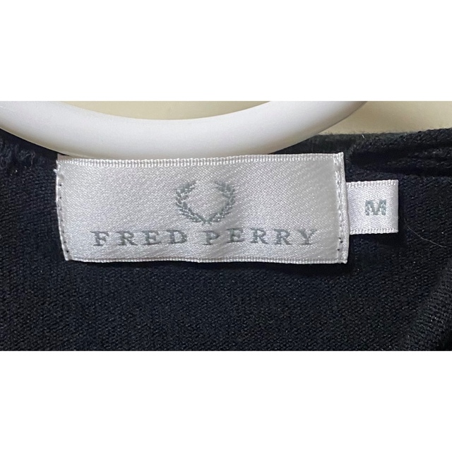 FRED PERRY(フレッドペリー)のパーカー　古着 レディースのトップス(パーカー)の商品写真