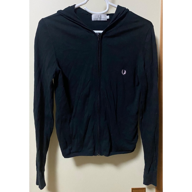 FRED PERRY(フレッドペリー)のパーカー　古着 レディースのトップス(パーカー)の商品写真