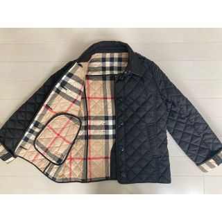 バーバリー(BURBERRY)のバーバリー★140cm/10Y キルティングコート　ブラック　美品(コート)