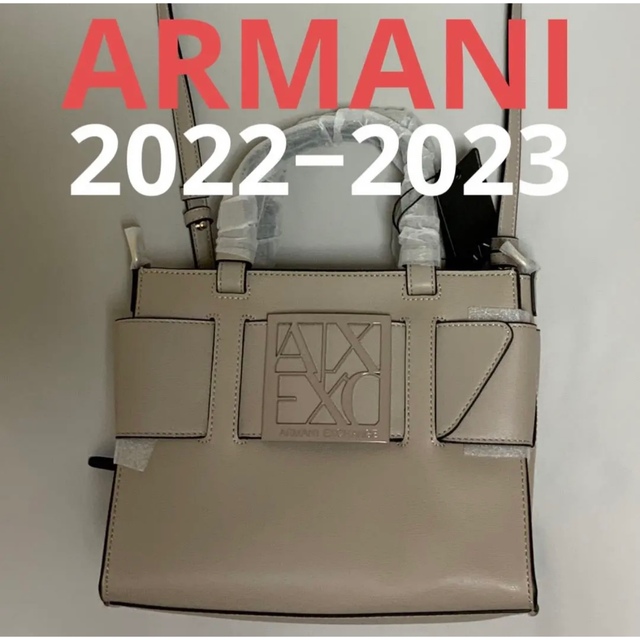 ARMANI EXCHANGE(アルマーニエクスチェンジ)の洗練　アルマーニエクスチェンジ　BOXロゴバックル　ミニトートバッグ　ベージュ レディースのバッグ(トートバッグ)の商品写真