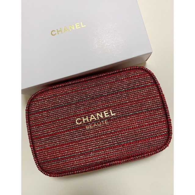 CHANEL(シャネル)のシャネル　ホリデー　限定ポーチ　シャネルビューティーハウス レディースのファッション小物(ポーチ)の商品写真