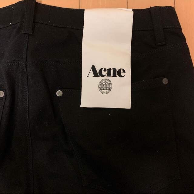 Acne Studios(アクネストゥディオズ)のacne studios アクネ　ブラックデニム メンズのパンツ(デニム/ジーンズ)の商品写真