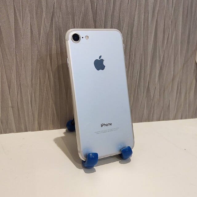 SIMロック解除 iPhone7 32gb シルバー スマートフォン/携帯電話 SIMロック解除 iPhone7 32gb シルバー スマートフォン/携帯電話
