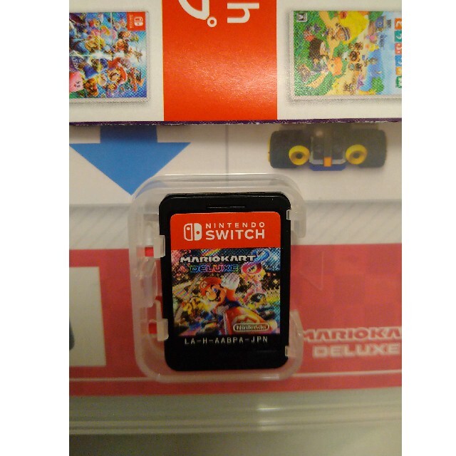 マリオカート8 デラックス Switch エンタメ/ホビーのゲームソフト/ゲーム機本体(家庭用ゲームソフト)の商品写真