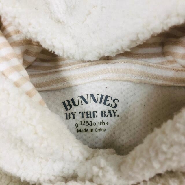 Bunnies by the Bay(バニーズバイザベイ)の百貨店用品　ベビー　フードジャケット　パンツ　セット　セットアップ キッズ/ベビー/マタニティのベビー服(~85cm)(ジャケット/コート)の商品写真