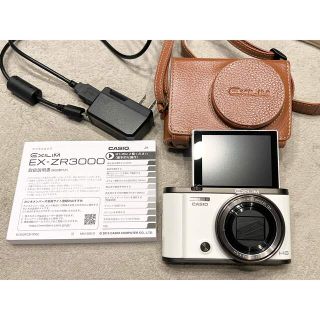 CASIO - デジタルカメラ CASIO EXILIM EX-ZR3000