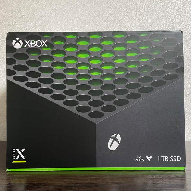 Microsoft　Xbox Series X　RRT-00015 元箱あり