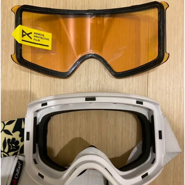 Oakley(オークリー)のBurton anon ゴーグル　WM3 スポーツ/アウトドアのスノーボード(アクセサリー)の商品写真