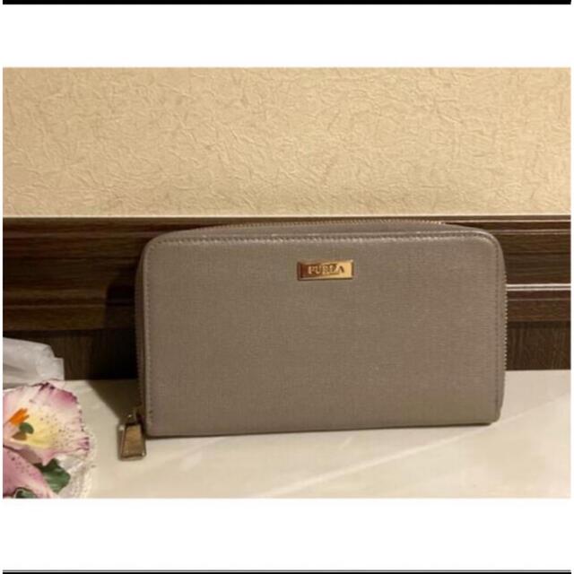 Furla(フルラ)の美品☆ FURLA   レザーラウンドzip長財布　大容量　今月末迄お得価格❣️ レディースのファッション小物(財布)の商品写真