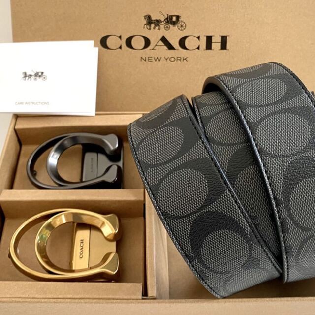 シグネチャ】 COACH - 【新品未使用】COACH コーチ バックル回転