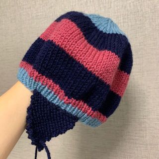 ハンドメイド　一点モノ　ニット帽　耳当て付き　古着(ニット帽/ビーニー)