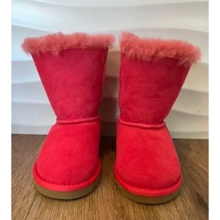 アグ(UGG)のほぼ未使用　UGG ムートンブーツ キッズ13.5(ブーツ)