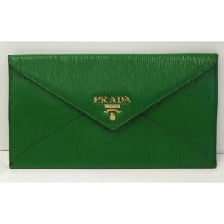 プラダ(PRADA)のPRADA 長財布　グリーン(財布)