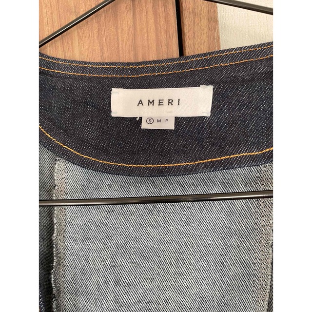 Ameri VINTAGE(アメリヴィンテージ)のAMERI V NECK DENIM JUMPSUIT レディースのパンツ(サロペット/オーバーオール)の商品写真