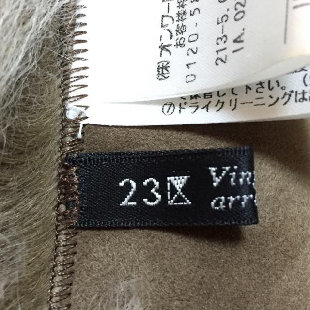 23区(ニジュウサンク)の23区(ニジュウサンク) マフラー F美品  - レディースのファッション小物(マフラー/ショール)の商品写真