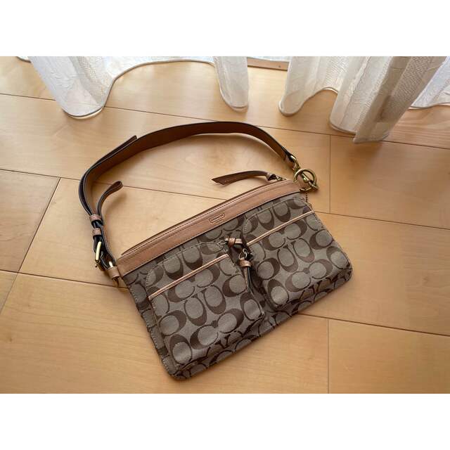 COACH - コーチ COACH ショルダーバッグ ウエストポーチの通販 by COACH - コーチ COACH ショルダーバッグ ウエストポーチの通販 by