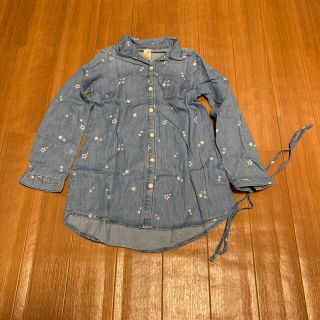 オシュコシュ(OshKosh)のデニムシャツ　　　　７サイズ　　１２０cm(ブラウス)