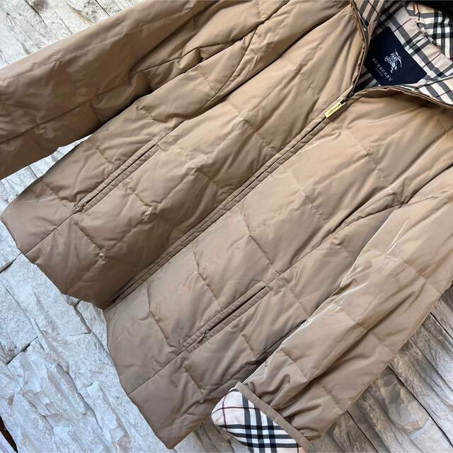 BURBERRY(バーバリー)のBurberry★上質 リアルダウンコート バーバリーチェック シンプルこなれ レディースのジャケット/アウター(ダウンコート)の商品写真