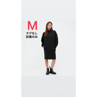 ユニクロ(UNIQLO)のユニクロ　ドライスウェットコクーンワンピース ブラックMサイズ(ひざ丈ワンピース)