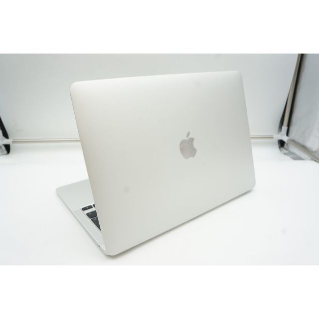 MacBook Air 2020 i3/8/256 MWTK2J/A 電回数13