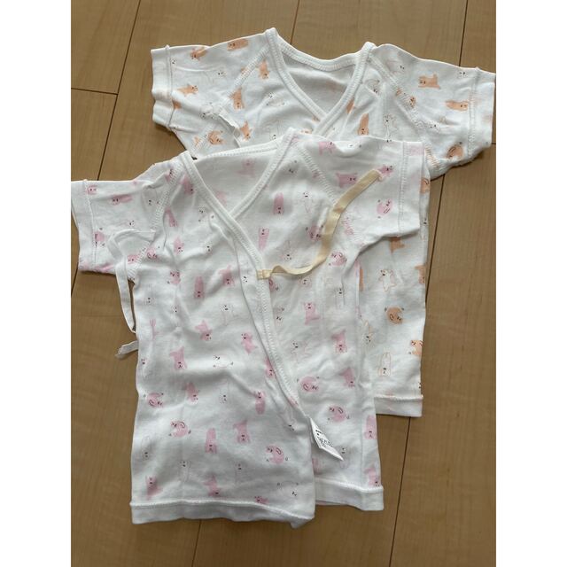 アカチャンホンポ(アカチャンホンポ)の新生児肌着4枚セット キッズ/ベビー/マタニティのベビー服(~85cm)(肌着/下着)の商品写真