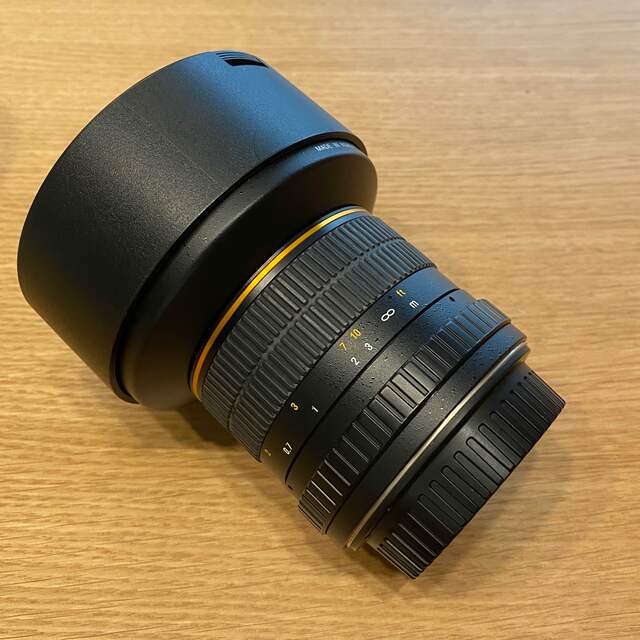 SAMYANG 14mm f2.8 canon efマウントマニュアルフォーカス