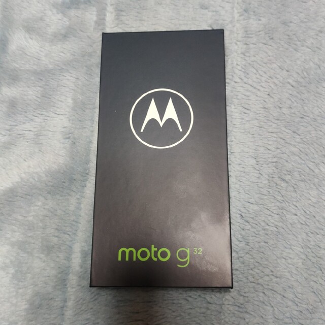 スマートフォン本体新品 moto g32 サテンシルバー