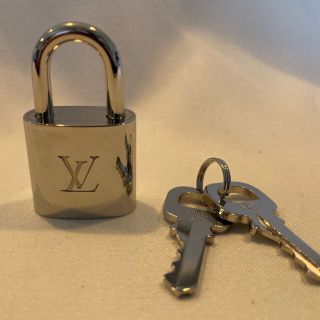 ルイヴィトン(LOUIS VUITTON)のルイヴィトン　南京錠　パドロック　カデナ　鍵2本(その他)