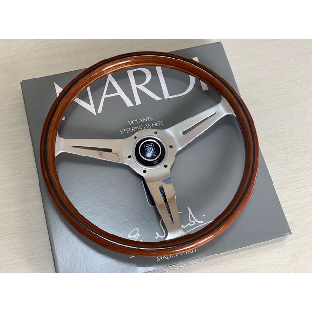 うのにもお得な情報満載 NARDI classic ウッドステアリング 36.5Φ 美品