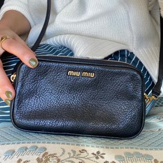 ミュウミュウ MIUMIU ムーンフェイス ミニ ショルダー バッグ ポシェット レザー ピンク ゴールド金具 ストラップ ギャランティカード 8189