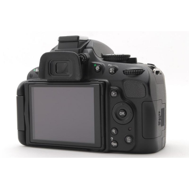 人気の中古 Nikon D5100☆スマホ転送OK&液晶画面が動く一眼レフ☆2950